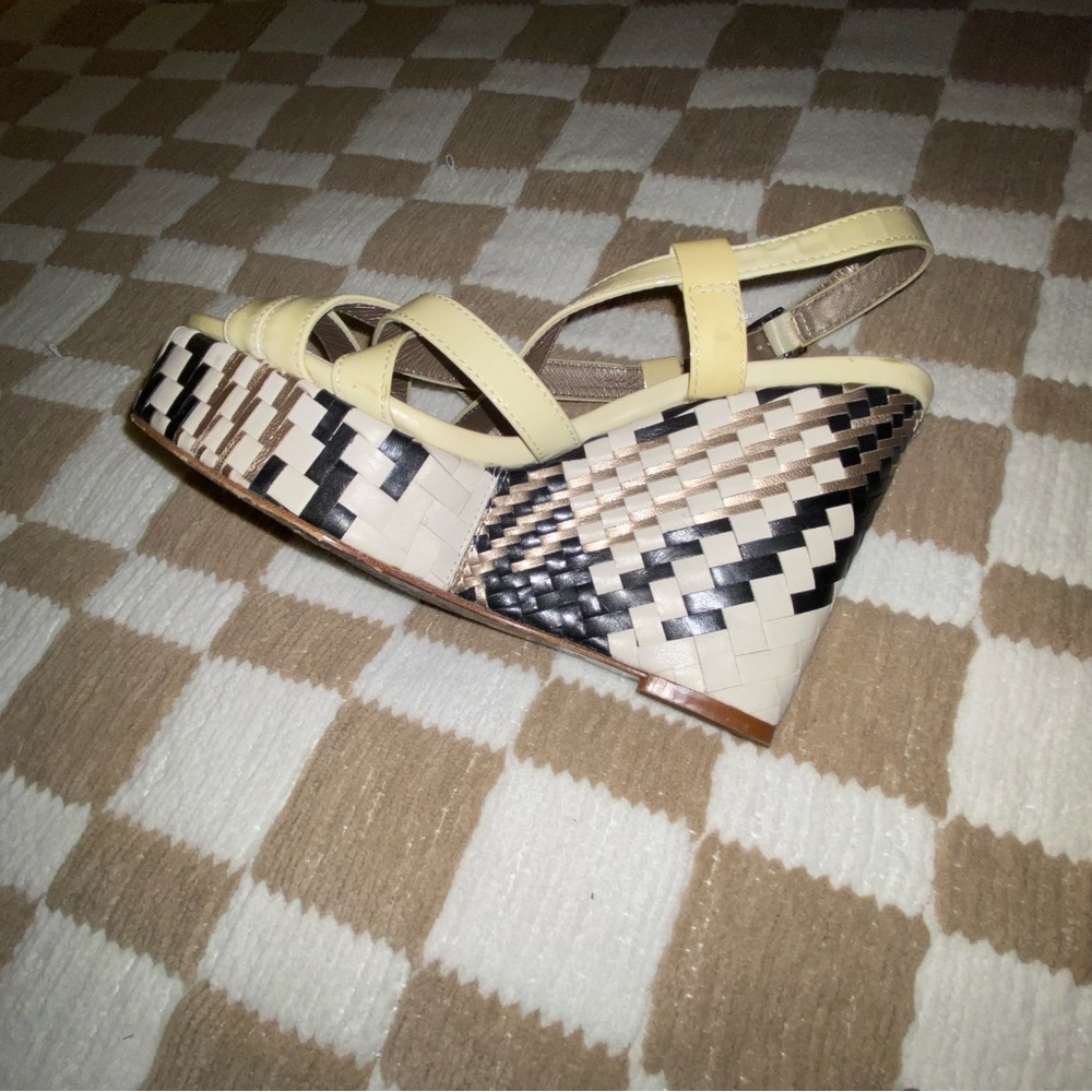 Cole Haan Sandals - Cream/white and Black 7.5-8 - Picture 5 of 7